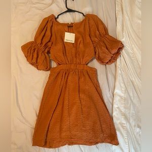 NWT Robina Puff Sleeve Cut Out Mini Dress